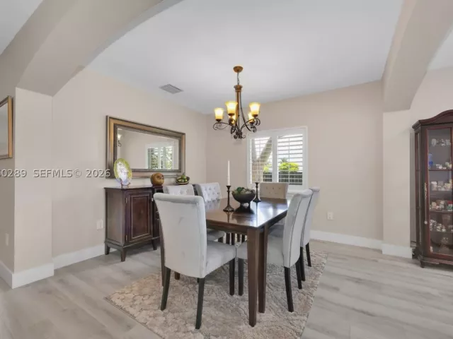 Продажа дома по адресу 16292 SW 57th Ln - фото 8924768