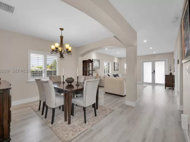 Продажа дома по адресу 16292 SW 57th Ln - фото 8924770