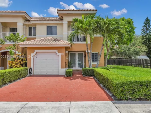 Продажа дома по адресу 16292 SW 57th Ln - фото 8924760