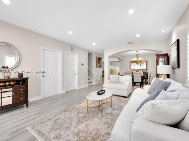 Продажа дома по адресу 16292 SW 57th Ln - фото 8924766