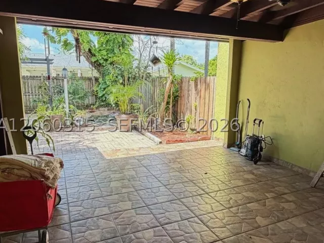 Продажа дома по адресу 10960 SW 25th St - фото 8924831