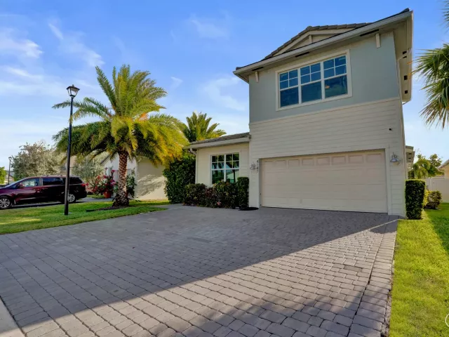 Продажа дома по адресу 4147 ROSA Drive - фото 9358416
