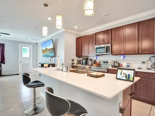 Продажа дома по адресу 4147 ROSA Drive - фото 9358393