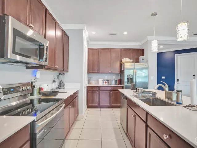 Продажа дома по адресу 4147 ROSA Drive - фото 9358394