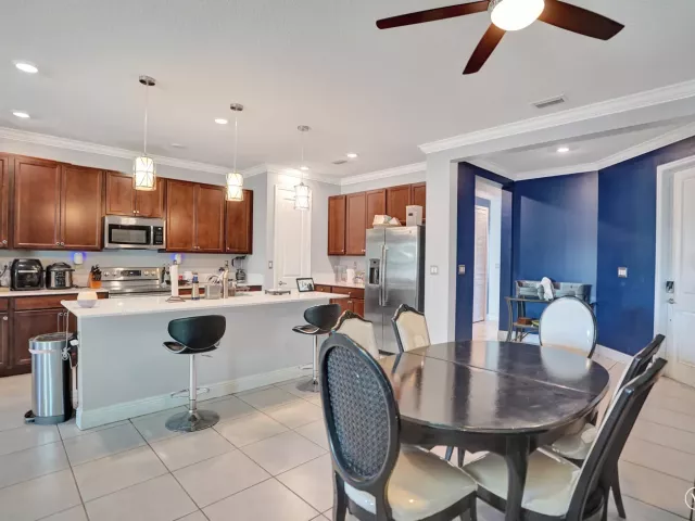 Продажа дома по адресу 4147 ROSA Drive - фото 9358397
