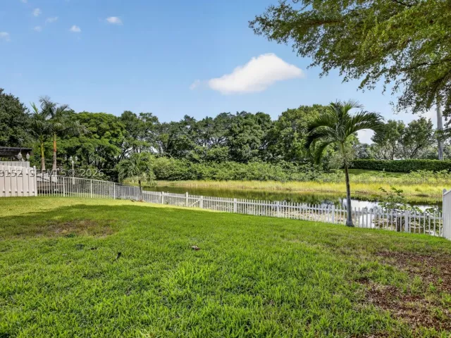 Продажа дома по адресу 16249 NW 24th St - фото 9087032