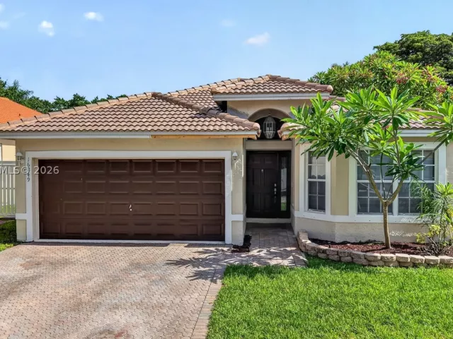 Продажа дома по адресу 16249 NW 24th St - фото 9087053