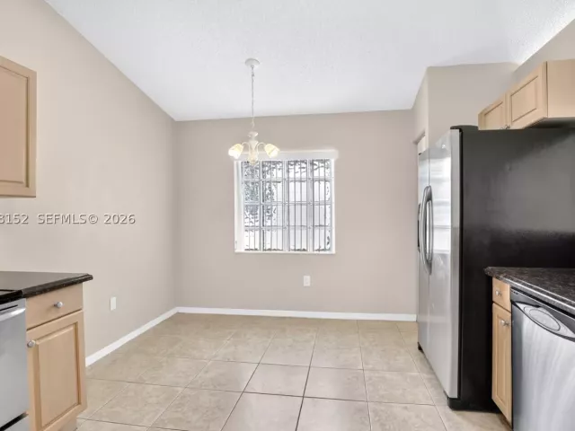 Продажа дома по адресу 16249 NW 24th St - фото 9086990