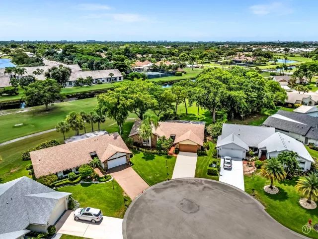 Продажа дома по адресу 5572 Sugar Mill Court - фото 9381340