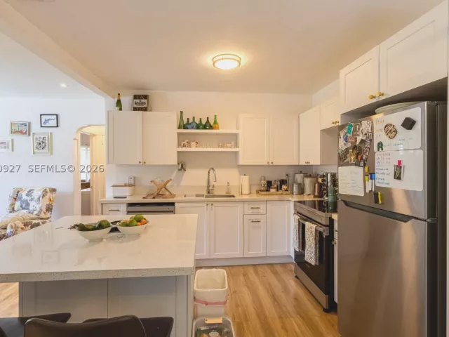 Продажа дома по адресу 180 NW 67th St - фото 8947468