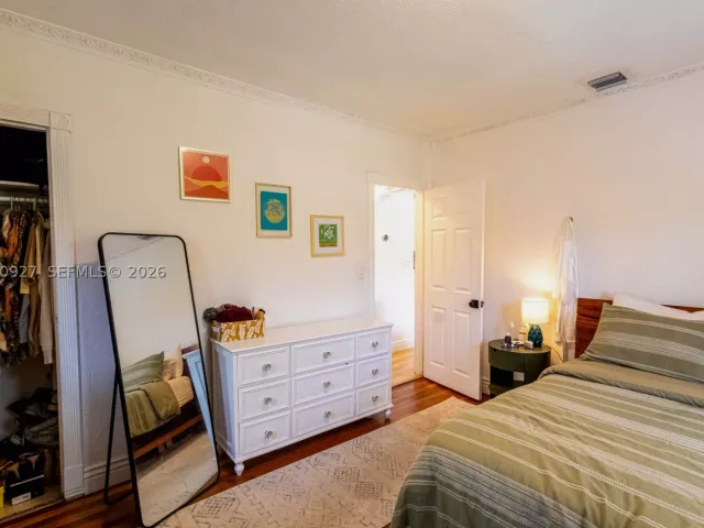 Продажа дома по адресу 180 NW 67th St - фото 8947469