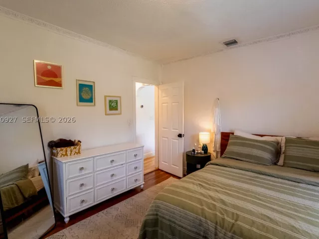 Продажа дома по адресу 180 NW 67th St - фото 8947470