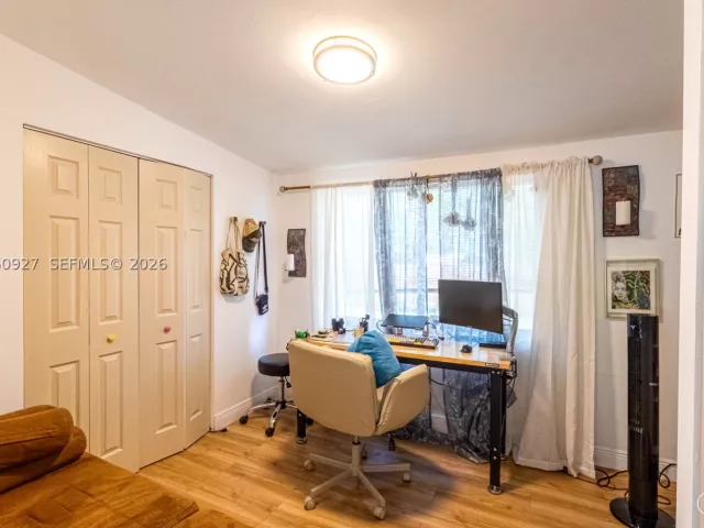 Продажа дома по адресу 180 NW 67th St - фото 8947475