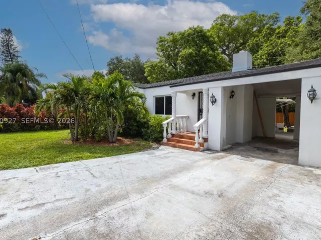 Продажа дома по адресу 180 NW 67th St - фото 8947462