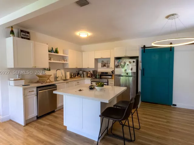 Продажа дома по адресу 180 NW 67th St - фото 8947466