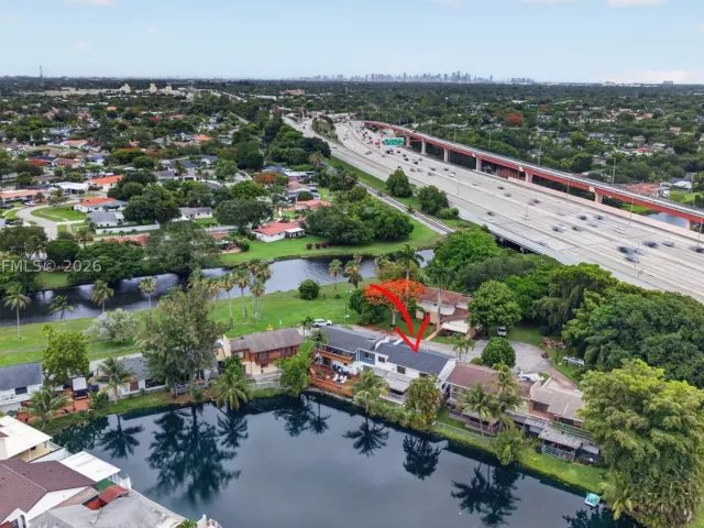 Продажа дома по адресу 8210 SW 96th Ct - фото 8978223