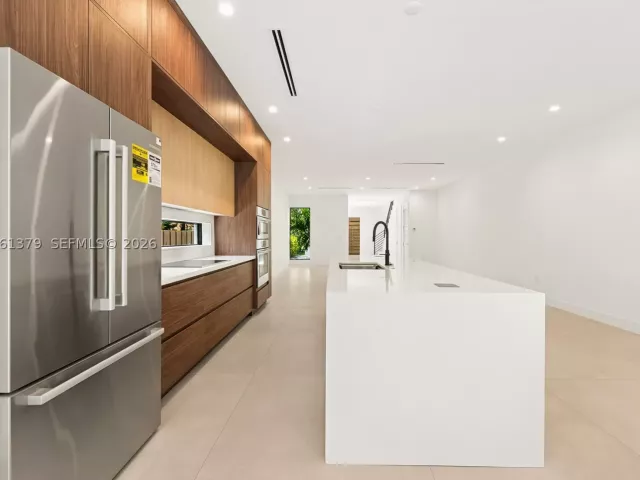 Продажа дома по адресу 3352 SW 28th Ter - фото 8928355