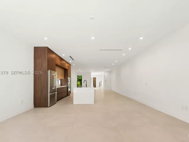 Продажа дома по адресу 3352 SW 28th Ter - фото 8928359