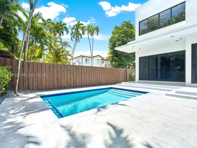Продажа дома по адресу 3352 SW 28th Ter - фото 8928363