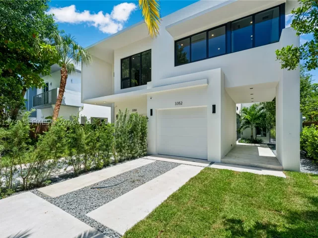 Продажа дома по адресу 3352 SW 28th Ter - фото 8928347