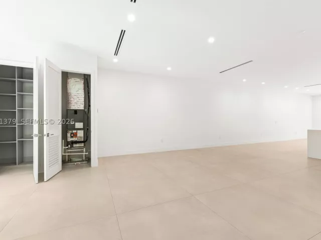 Продажа дома по адресу 3352 SW 28th Ter - фото 8928352