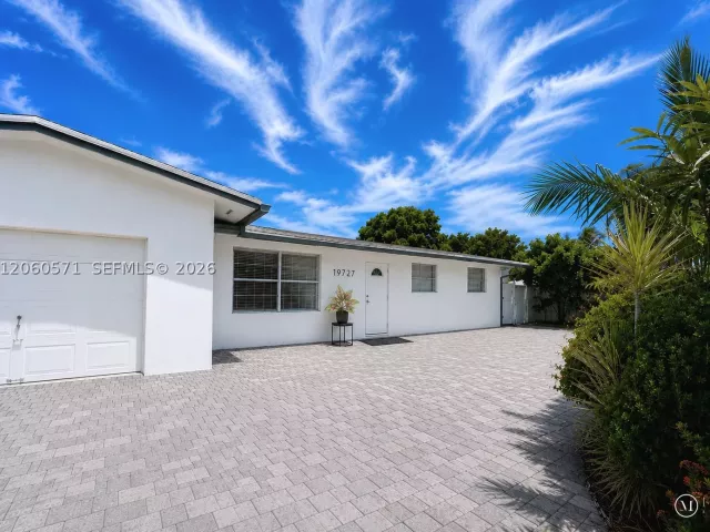 Продажа дома по адресу 19727 SW 118th Pl - фото 8947480