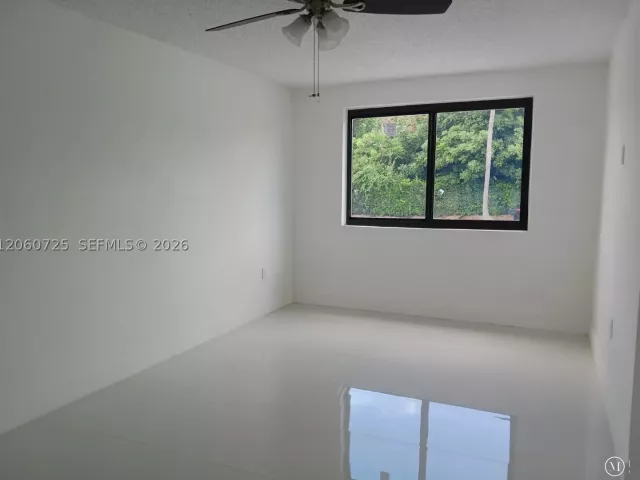 Продажа дома по адресу 1480 NE 157th St - фото 8935023