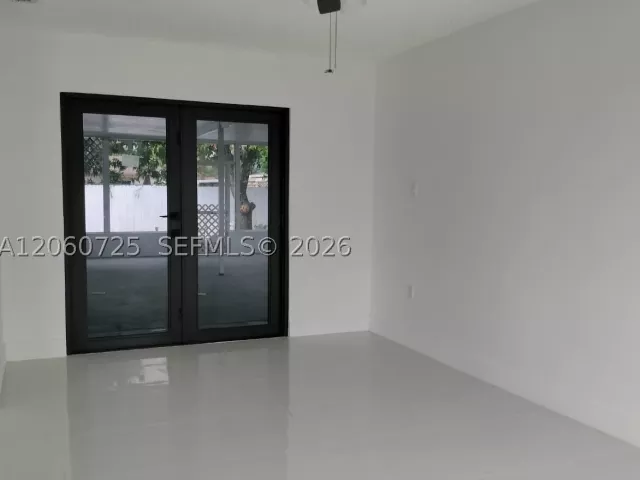 Продажа дома по адресу 1480 NE 157th St - фото 8935026