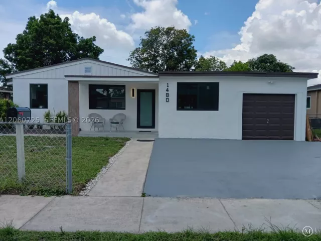 Продажа дома по адресу 1480 NE 157th St - фото 8935008