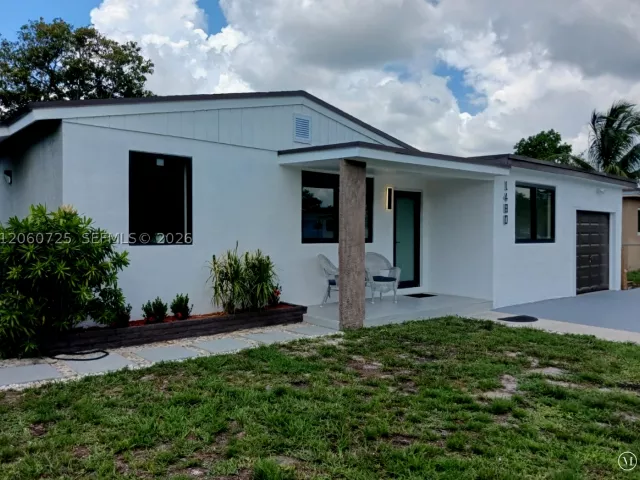 Продажа дома по адресу 1480 NE 157th St - фото 8935009