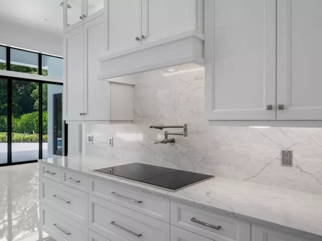 Продажа дома по адресу 1712 Mayacoo Lakes Boulevard - фото 9013170