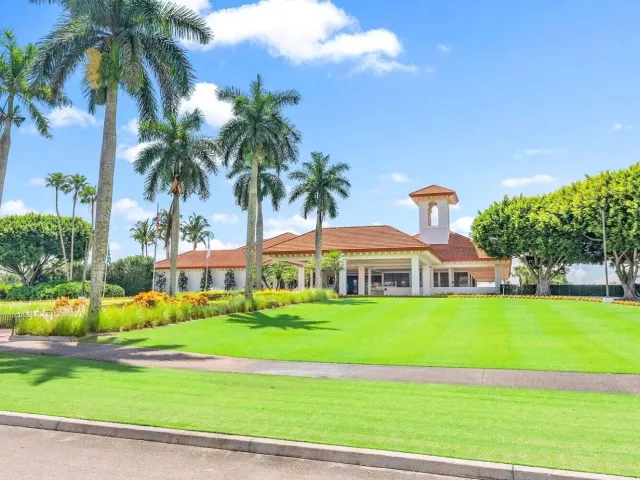 Продажа дома по адресу 1712 Mayacoo Lakes Boulevard - фото 9013231