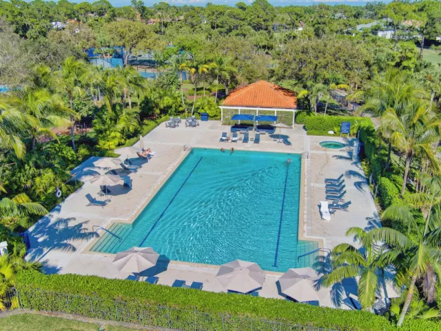 Продажа дома по адресу 1712 Mayacoo Lakes Boulevard - фото 9013239