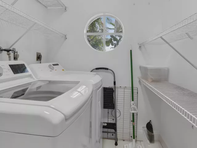 Продажа дома по адресу 9415 Lake Serena Drive - фото 9359468