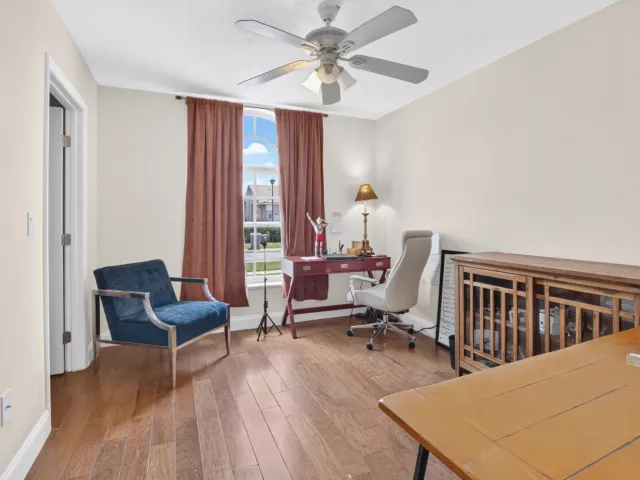 Продажа дома по адресу 9415 Lake Serena Drive - фото 9359479