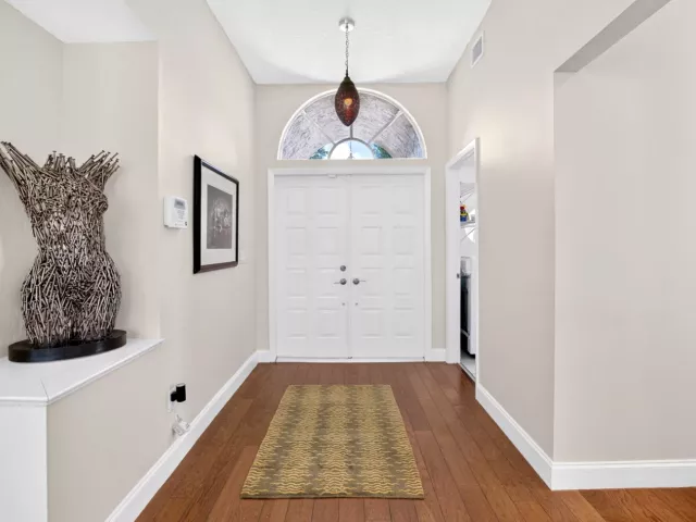 Продажа дома по адресу 9415 Lake Serena Drive - фото 9359450