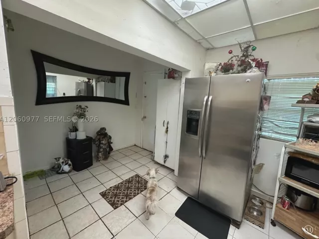 Продажа дома по адресу 3348 NW 9th Ave - фото 8937800