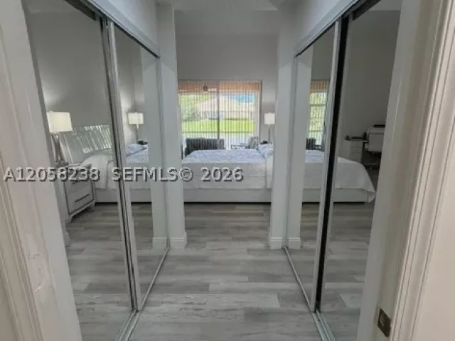 Продажа дома по адресу 299 Coral Trace Ln - фото 8934667
