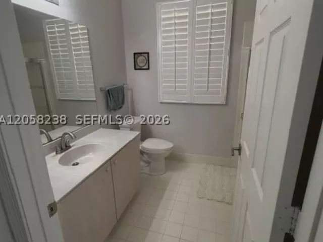Продажа дома по адресу 299 Coral Trace Ln - фото 8934669