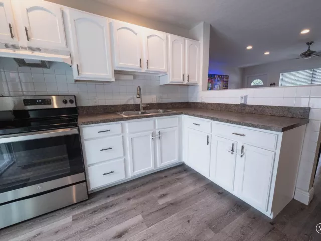 Продажа дома по адресу 1561 NE 30TH Court - фото 8934834
