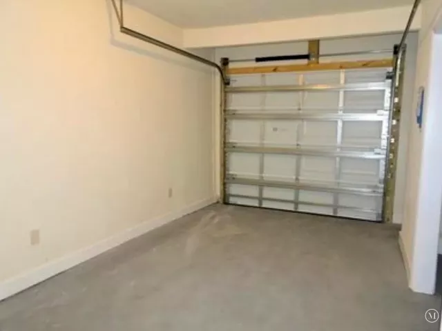 Продажа дома по адресу 1561 NE 30TH Court - фото 8934836