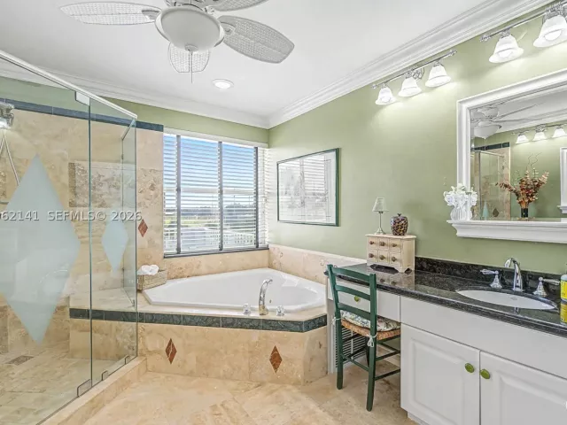 Продажа дома по адресу 694 SW 168th Way - фото 9279890