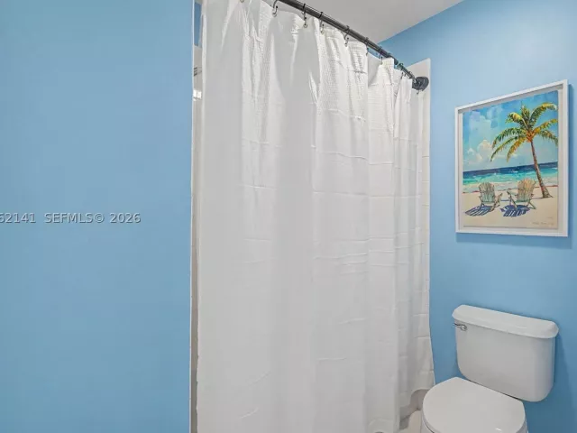 Продажа дома по адресу 694 SW 168th Way - фото 9279897