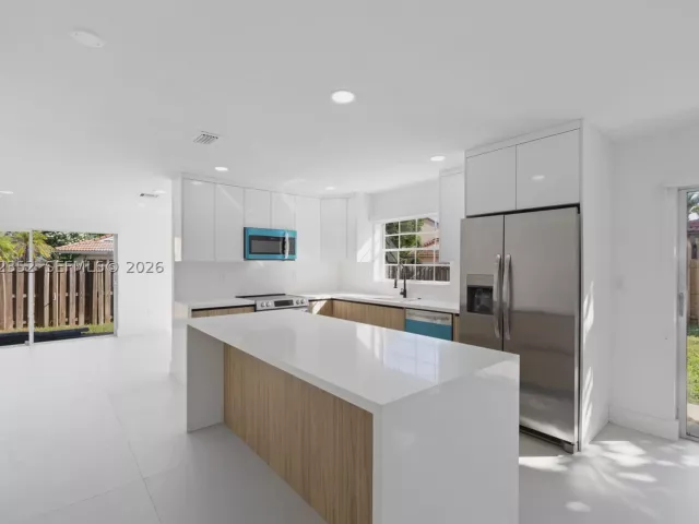 Продажа дома по адресу 10953 SW 151st Pl - фото 8938735