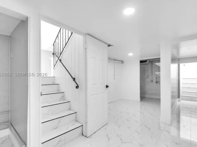 Продажа дома по адресу 1265 NE 201st Ter - фото 8938729