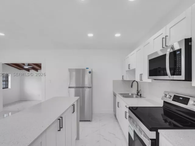 Продажа дома по адресу 1265 NE 201st Ter - фото 8938718