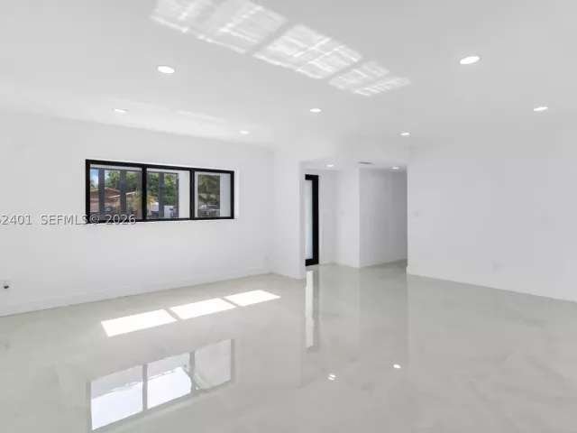 Продажа дома по адресу 17630 SW 108th Ct - фото 8938699