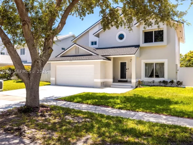 Продажа дома по адресу 9650 SW 9th Ct - фото 8947334
