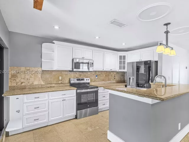 Продажа дома по адресу 11905 Sailboat Dr - фото 9339997