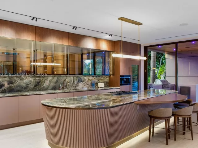 Продажа дома по адресу 905 Belle Meade Island Dr - фото 8938643